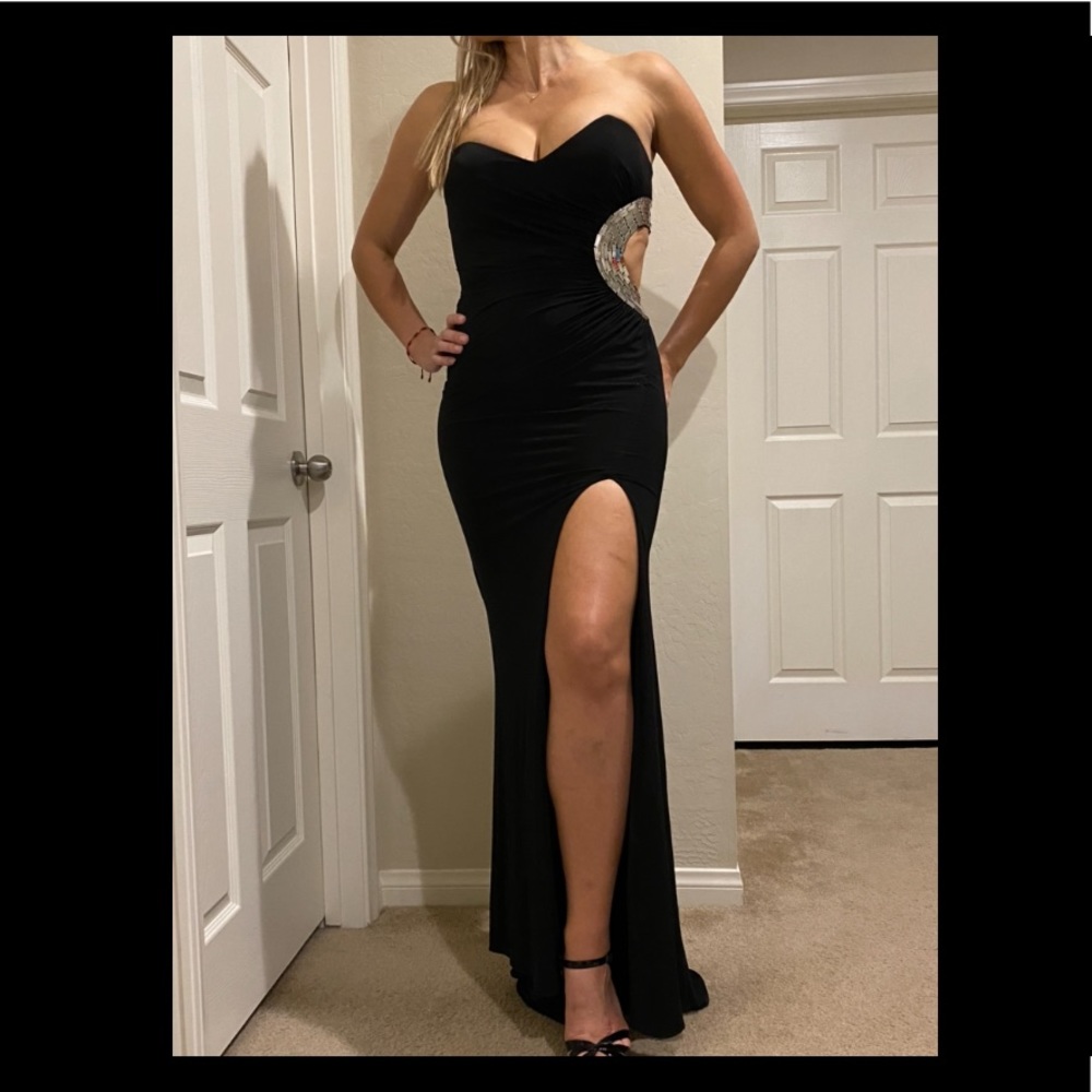 Black gown with sequin silver cutout